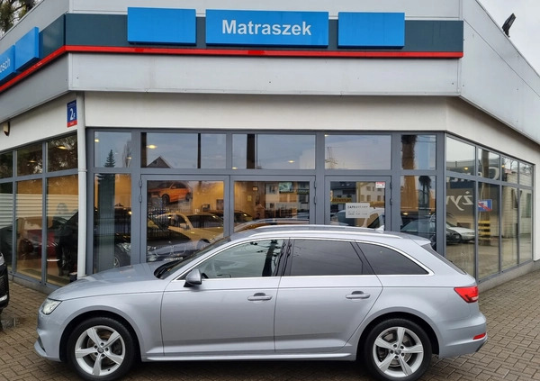 Audi A4 cena 97650 przebieg: 115000, rok produkcji 2019 z Suwałki małe 211